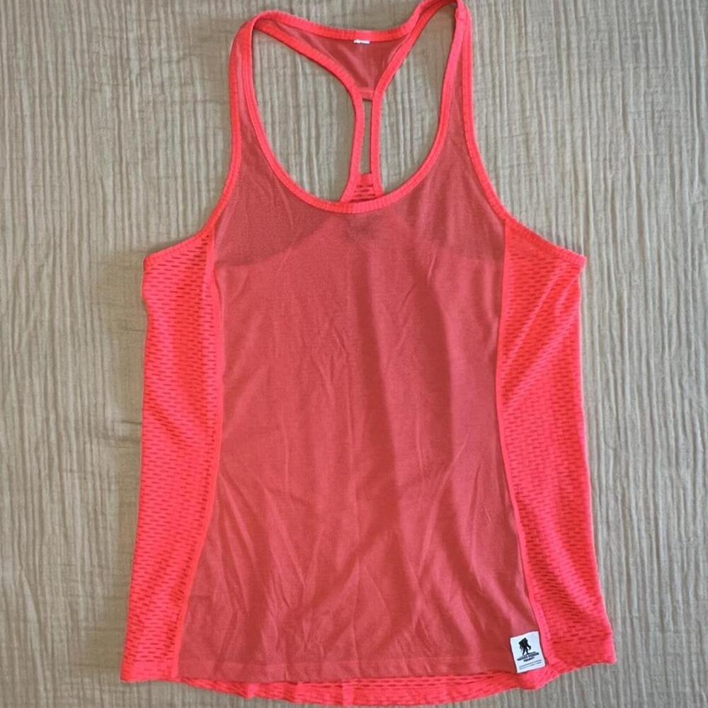 Women’s Under Armour Wounded Warrior Project Fly By racerback mesh tank top